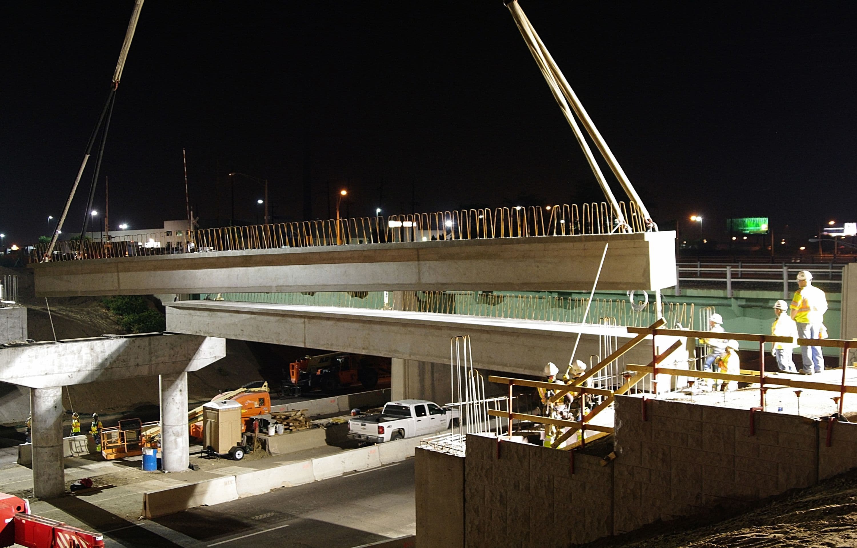 Quebec Street Bridge Girders Construction