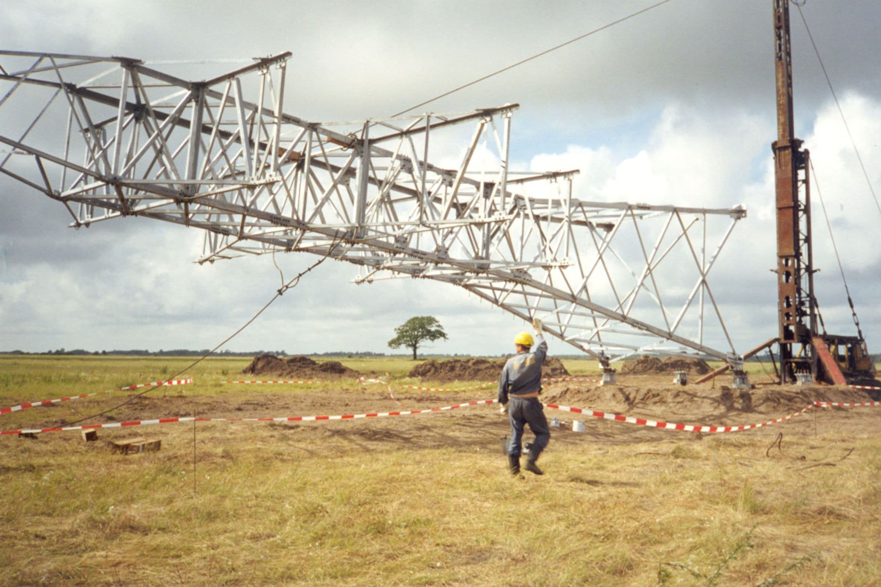 Raising one of the towers for the 4km, 110 KV line from Sventoji Substation to Terminal 110 KV Substation